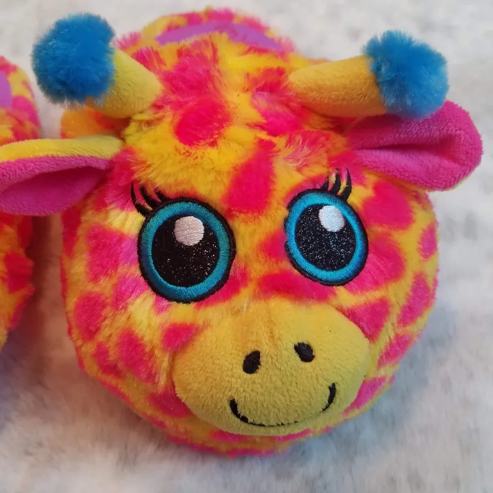 Justice Giraffe‎ Slippers